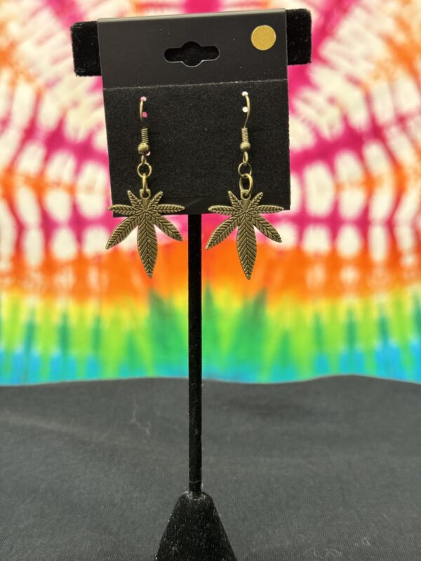 Bronze Pot Leaf earrings (Small)